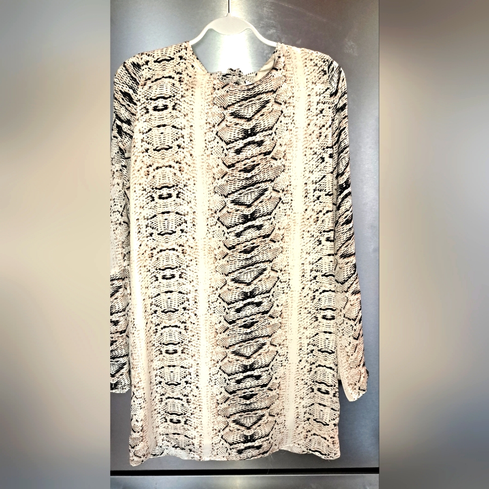 Aakaa Anthropologie Janela Shift Dress Snake Skin Flare Slit Slv Lined Open Back